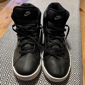 Nike Mid Court Royale